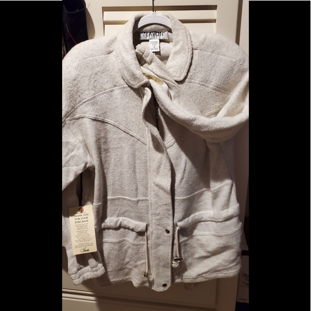 NWT Lavon heavy fleece set cream M